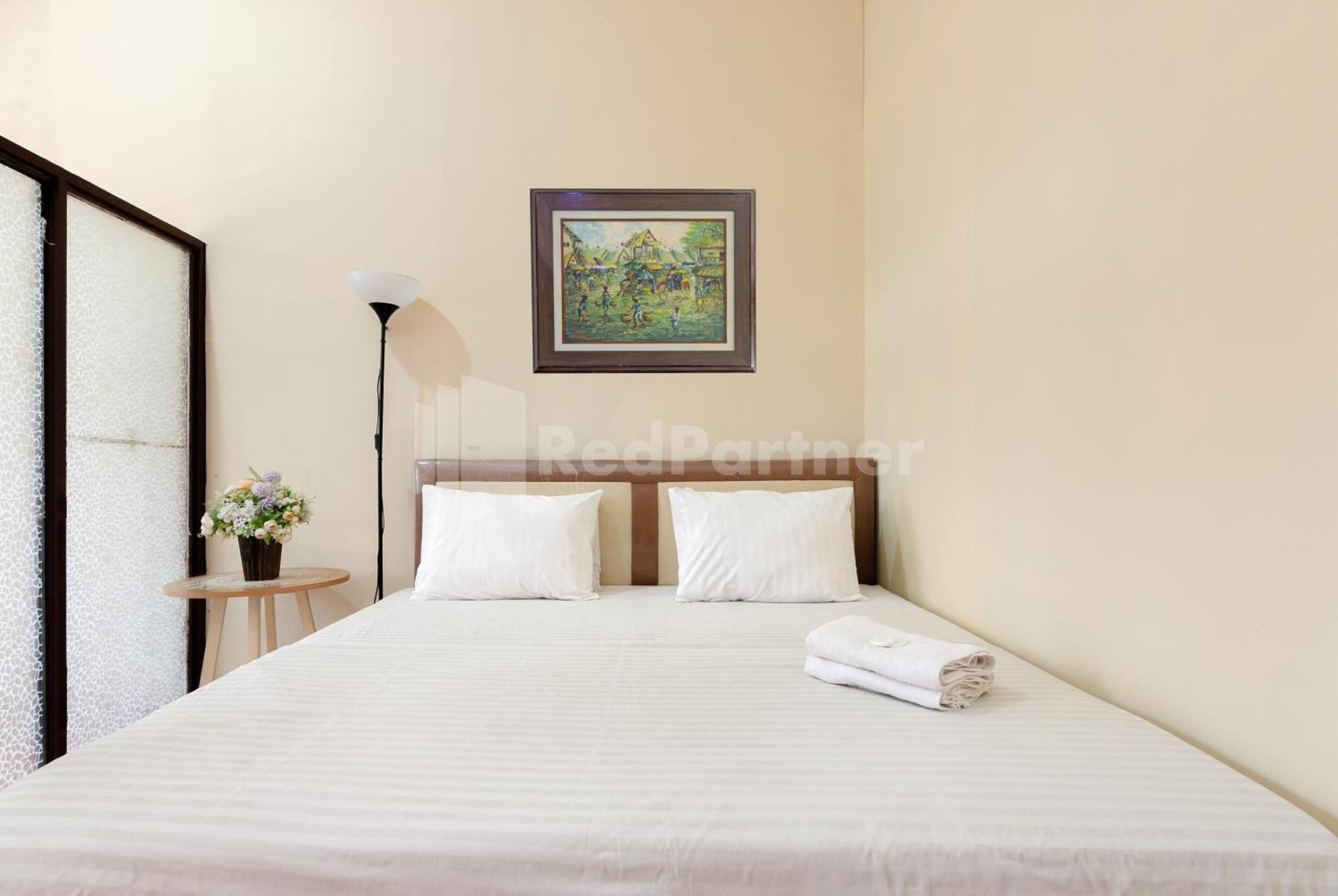 Sr Residence Near Mall Ciputra Cibubur Mitra Reddoorz Bekasi Exterior photo