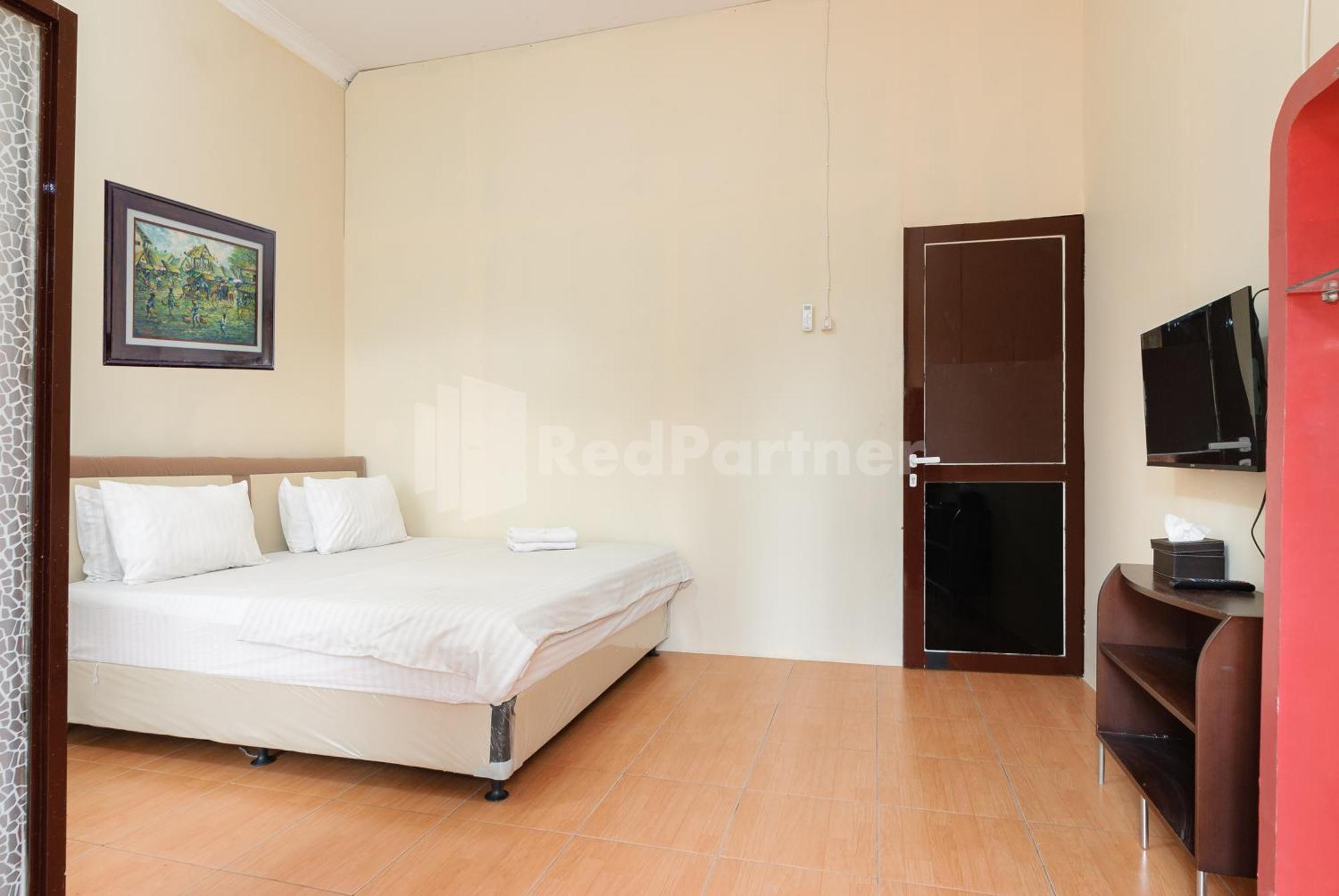 Sr Residence Near Mall Ciputra Cibubur Mitra Reddoorz Bekasi Exterior photo