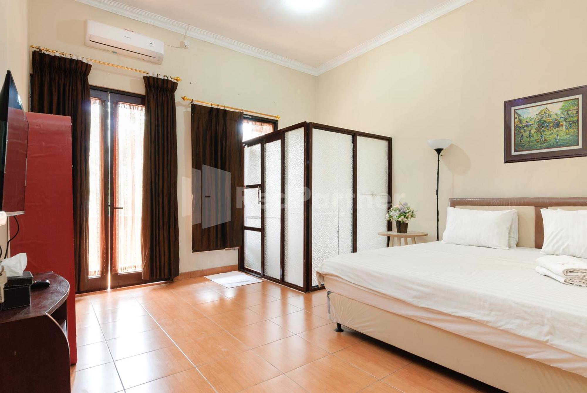 Sr Residence Near Mall Ciputra Cibubur Mitra Reddoorz Bekasi Exterior photo
